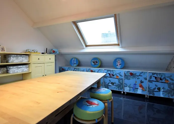 Terrace With Lush Garden Holiday home Voorburg